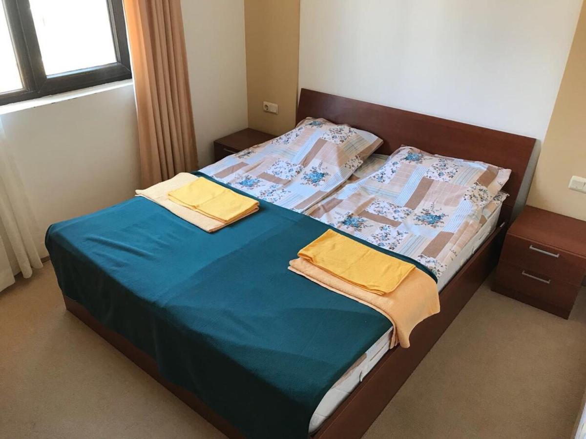 Apartment 2Br, Тристаен In Complex Green Life Sozopol Eksteriør billede