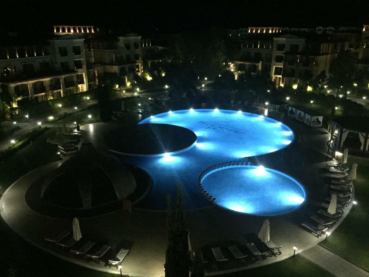 Apartment 2Br, Тристаен In Complex Green Life Sozopol Eksteriør billede