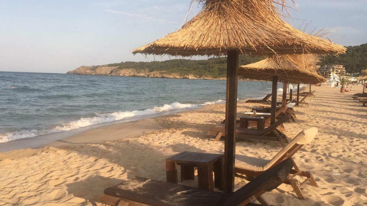 Apartment 2Br, Тристаен In Complex Green Life Sozopol Eksteriør billede